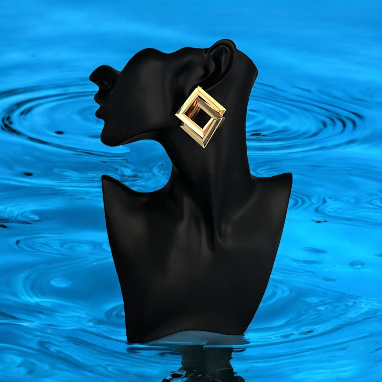 Golden Ariana earrings